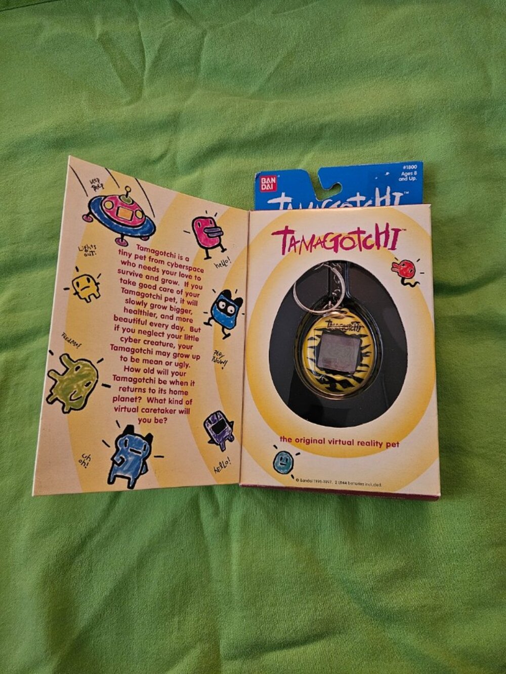 Bandai Tamagotchi Original Virtual Pet Yellow Tiger Stripe 1997 NEW IN BOX